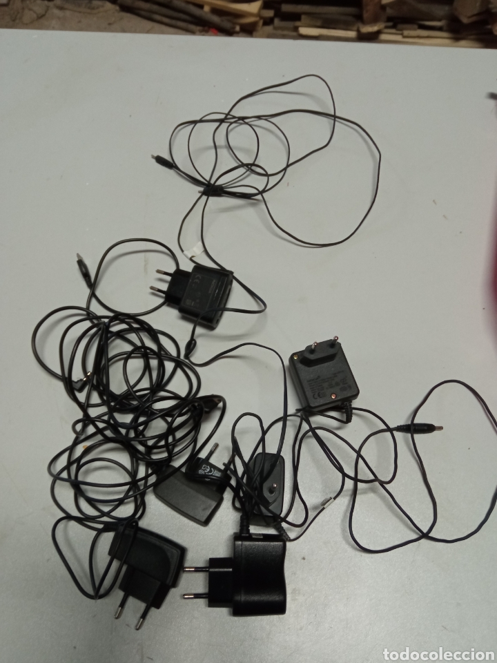 Segunda mano: Lote 6 cargadores de tel&eacute;fono - Foto 1