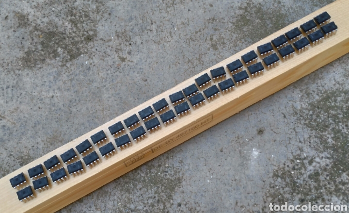 Segunda mano: 42 Chips Circuitos Antiguos Nuevos - Foto 1