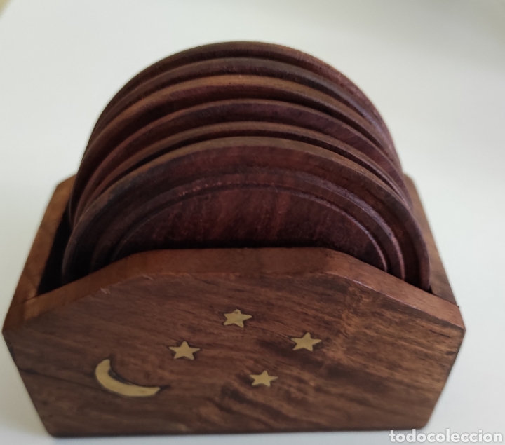 Segunda Mano: precioso juego de 6 posavasos de madera india con cajita para guardarlos - Foto 1 - 265440619