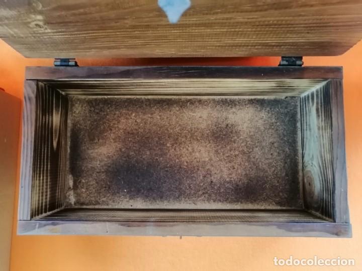 Segunda mano: CAJA DE MADERA REPRODUCCI&Oacute;N COFRE MEDIEVAL - Foto 4