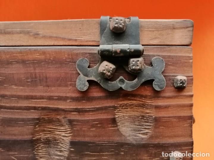 Segunda mano: CAJA DE MADERA REPRODUCCI&Oacute;N COFRE MEDIEVAL - Foto 14