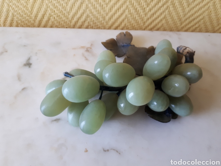 Segunda mano: RACIMO UVAS ALABASTRO - Foto 1