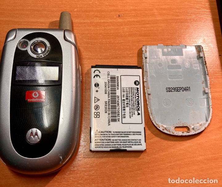 Segunda mano: MOTOROLA V550 , con bater&iacute;a y funcionando . - Foto 1