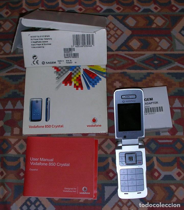 Segunda mano: TEL&Eacute;FONO M&Oacute;VIL VODAFONE 850 CRYSTAL - Foto 3