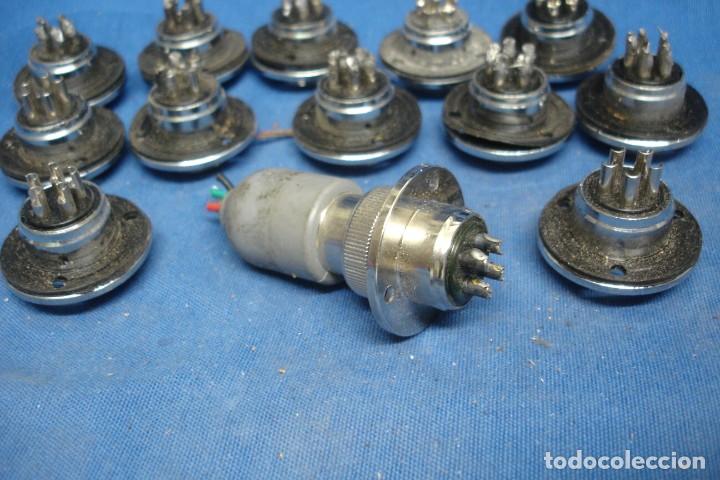 Segunda mano: CONECTORES SURTIDOS DE APARATOS ELECTR&Oacute;NICOS - 13 UNIDADES - Foto 4