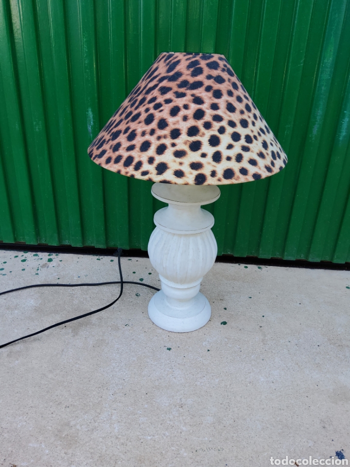 Segunda mano: L&aacute;mpara mesita camuflaje - Foto 1
