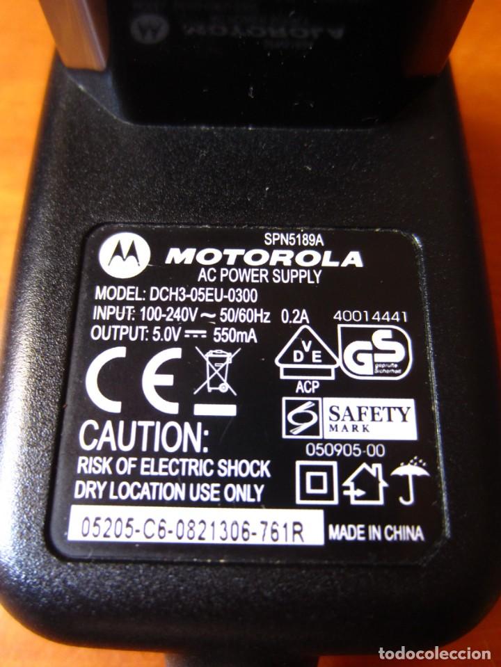 Segunda mano: Cargador Original Motorola SPN5189A - Foto 5