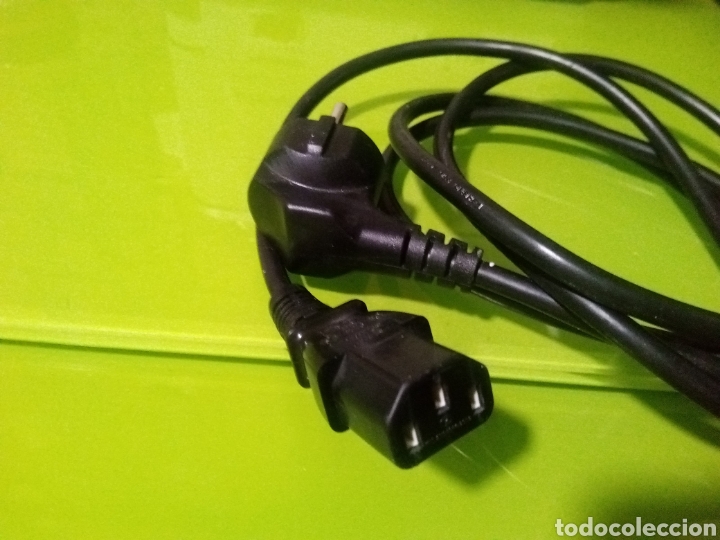 Segunda mano: Cable alimentaci&oacute;n ordenador - Foto 1