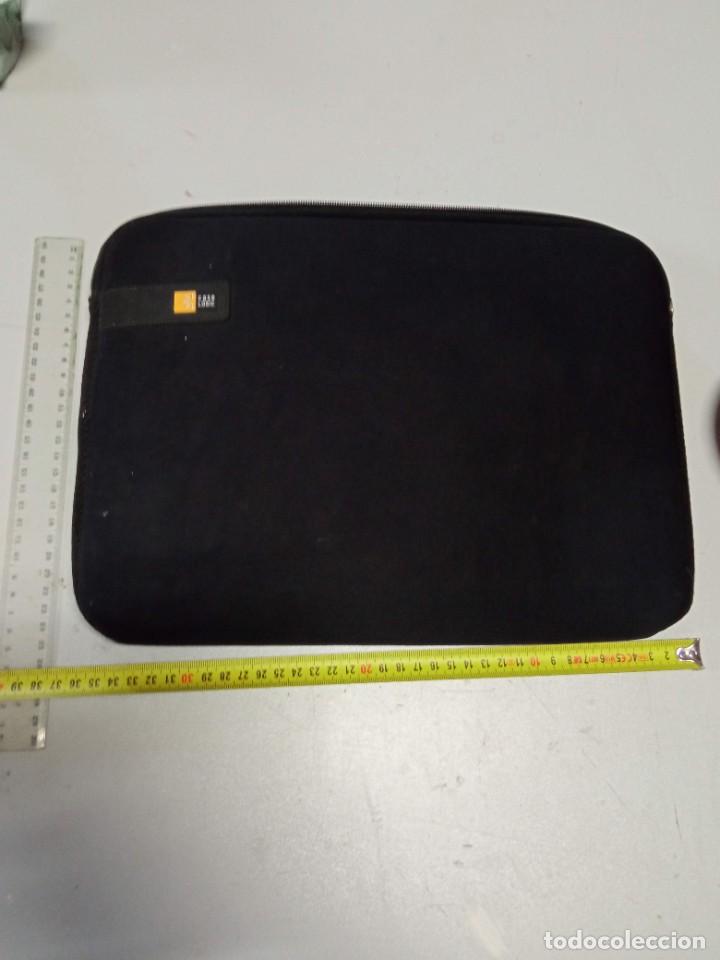 Segunda mano: Funda para ordenador port&aacute;til - Foto 1