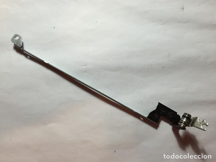 Segunda mano: Bisagra Derecha HP MINI 2133 - Foto 1