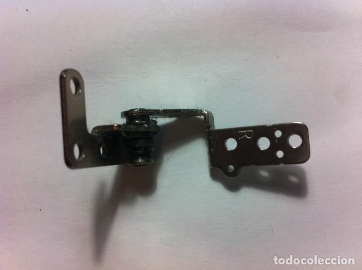 Segunda mano: Bisagra Derecha SAMSUNG N150 - Foto 1