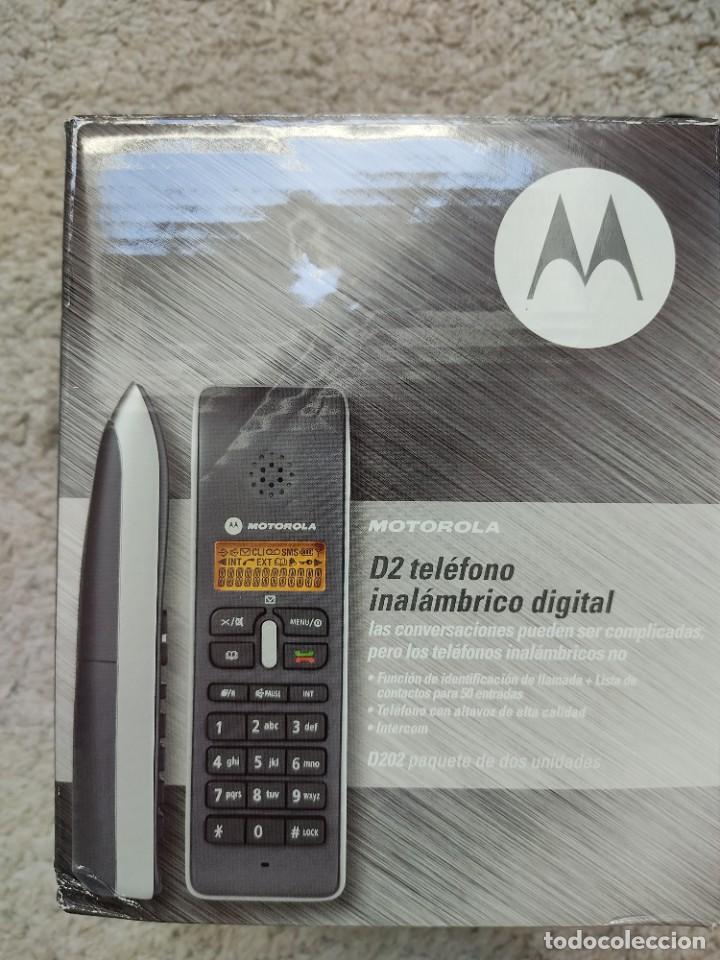 Segunda mano: Tel&eacute;fono inal&aacute;mbrico digital Motorola D2 - Foto 3