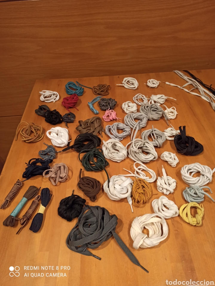 Segunda mano: Lote de 50 pares de cordones - Foto 1