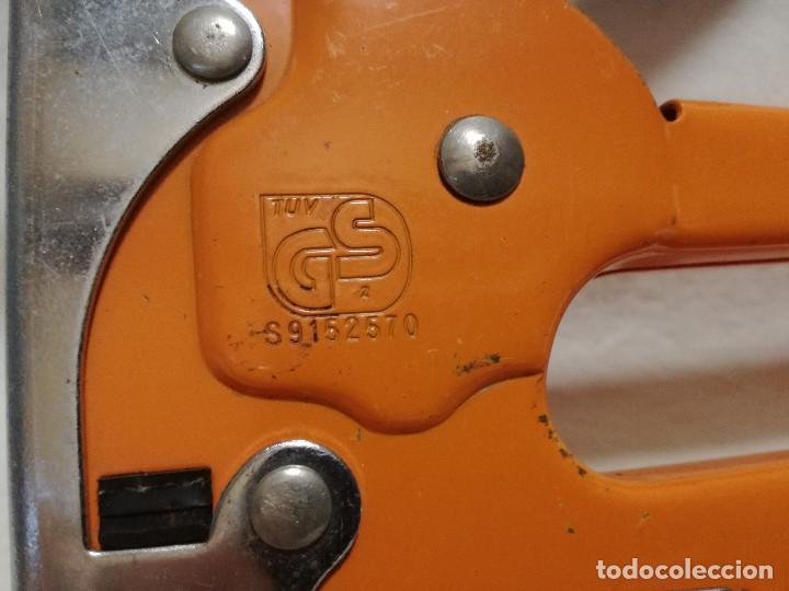 Segunda mano: GRAPADORA PISTOLA DE MANO - MARCA GS (FUNCIONA) - HERRAMIENTA - Foto 2