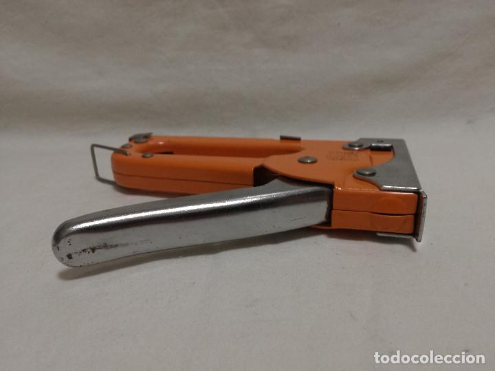 Segunda mano: GRAPADORA PISTOLA DE MANO - MARCA GS (FUNCIONA) - HERRAMIENTA - Foto 8
