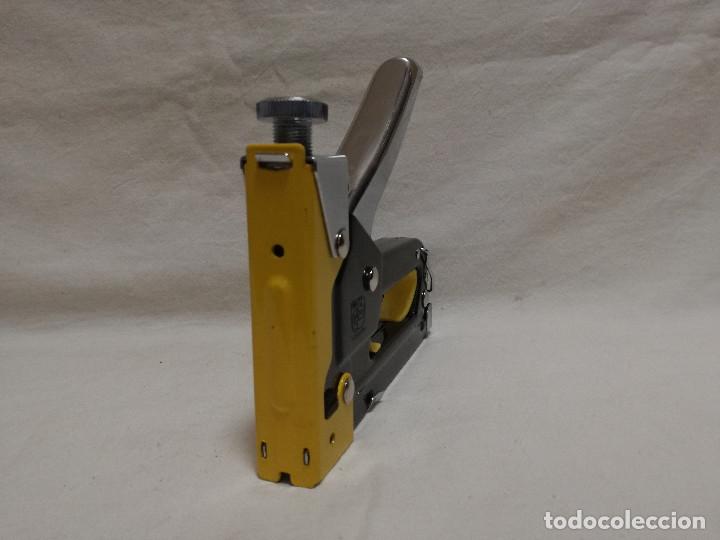 Segunda mano: GRAPADORA PISTOLA DE MANO - MARCA GS (FUNCIONA) - HERRAMIENTA - Foto 4