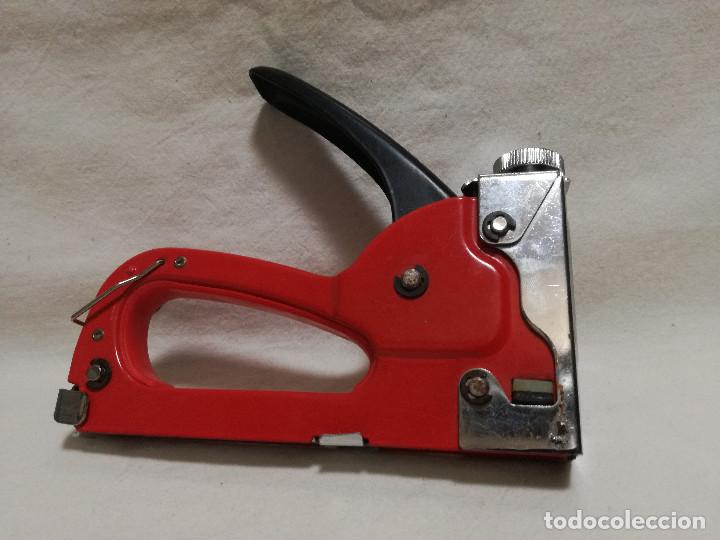 Segunda mano: GRAPADORA PISTOLA DE MANO - SIN MARCA (FUNCIONA) - HERRAMIENTA - Foto 4