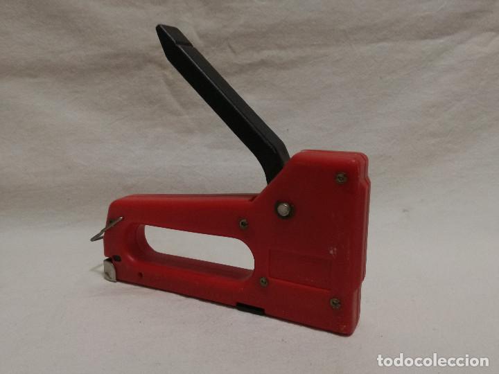 Segunda mano: GRAPADORA PISTOLA DE MANO - SIN MARCA (FUNCIONA) - HERRAMIENTA - Foto 4