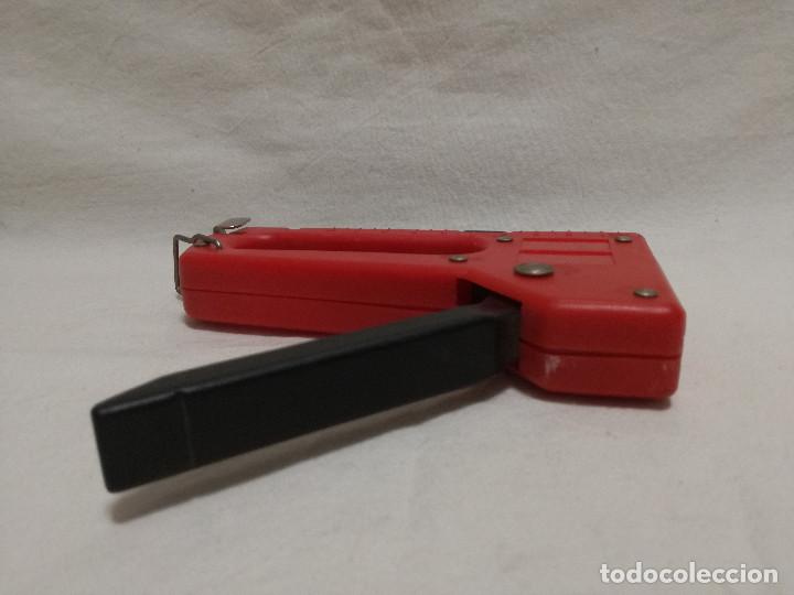 Segunda mano: GRAPADORA PISTOLA DE MANO - SIN MARCA (FUNCIONA) - HERRAMIENTA - Foto 7