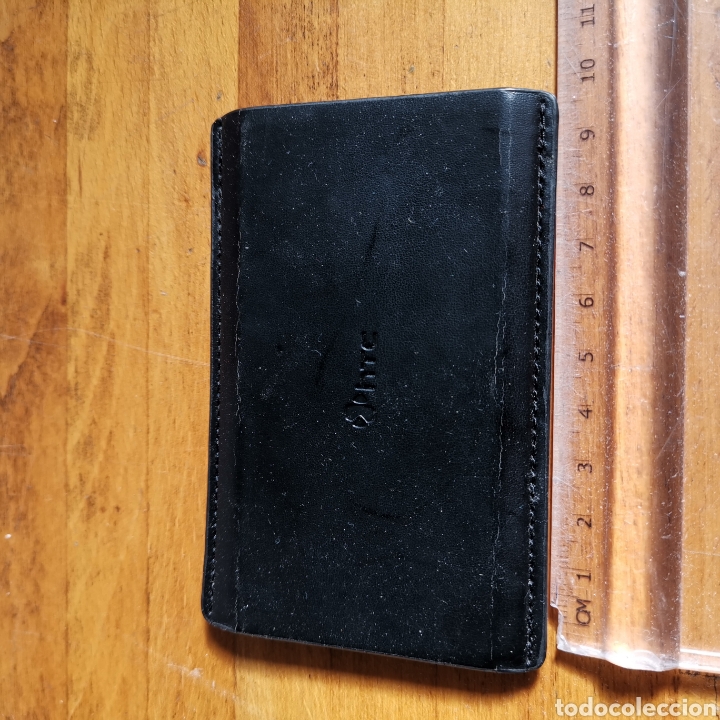 Segunda mano: Funda para HTC, m&oacute;vil o mini tablet - Foto 1