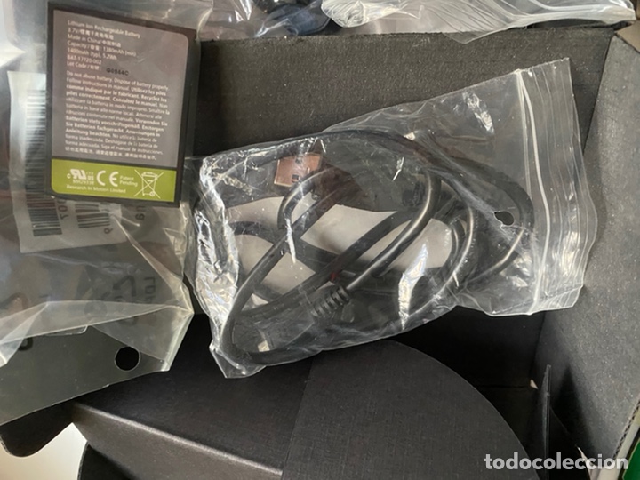 Segunda mano: Tel&eacute;fono Blackberry negra con caja y accesorios - Foto 5