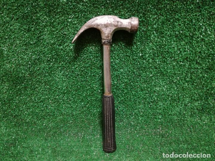 Segunda mano: MARTILLO SACACLAVOS - PESO 750g - HERRAMIENTA - Foto 1