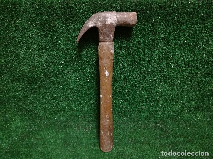 Segunda mano: MARTILLO SACACLAVOS - PESO 730g - HERRAMIENTA - Foto 1