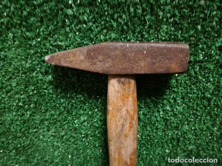 Segunda mano: MARTILLO CARPINTERO - PESO 430g - HERRAMIENTA - Foto 2
