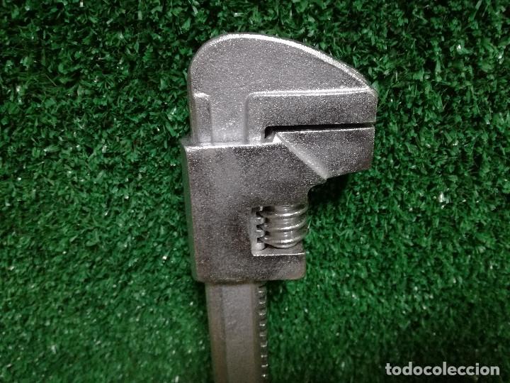 Segunda mano: LLAVE INGLESA AJUSTABLE - NO.16 - HERRAMIENTA - Foto 4