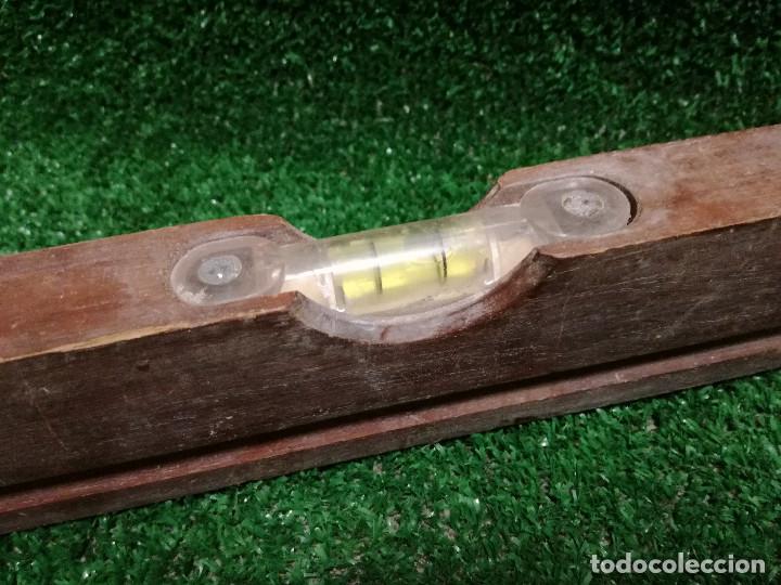 Segunda mano: NIVEL DE MADERA PARA NIVELAR 60cm - MARCA SUKI - HERRAMIENTA - Foto 1