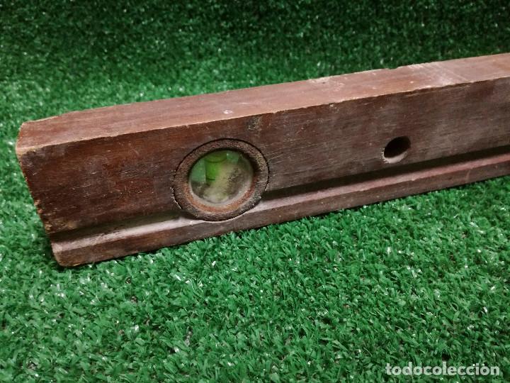 Segunda mano: NIVEL DE MADERA PARA NIVELAR 60cm - MARCA SUKI - HERRAMIENTA - Foto 2