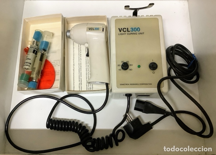 Segunda mano: L&aacute;mpara de polimerizaci&oacute;n dental con cable - Foto 1