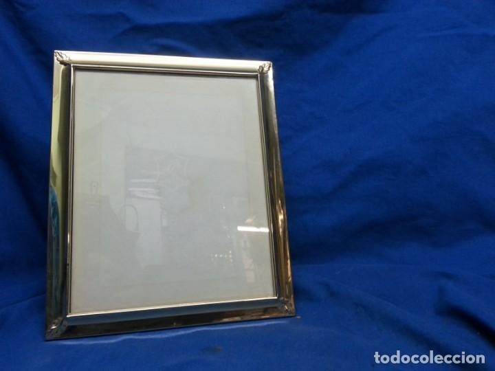 Segunda mano: MARCO PARA FOTOGRAF&Iacute;AS SILVER PLATED - Foto 1