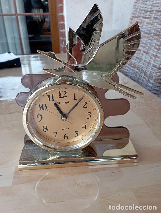 Segunda mano: Reloj Sobremesa rhythm quartz - Foto 3