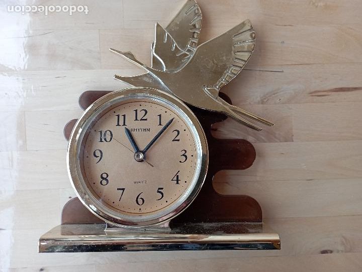 Segunda mano: Reloj Sobremesa rhythm quartz - Foto 1