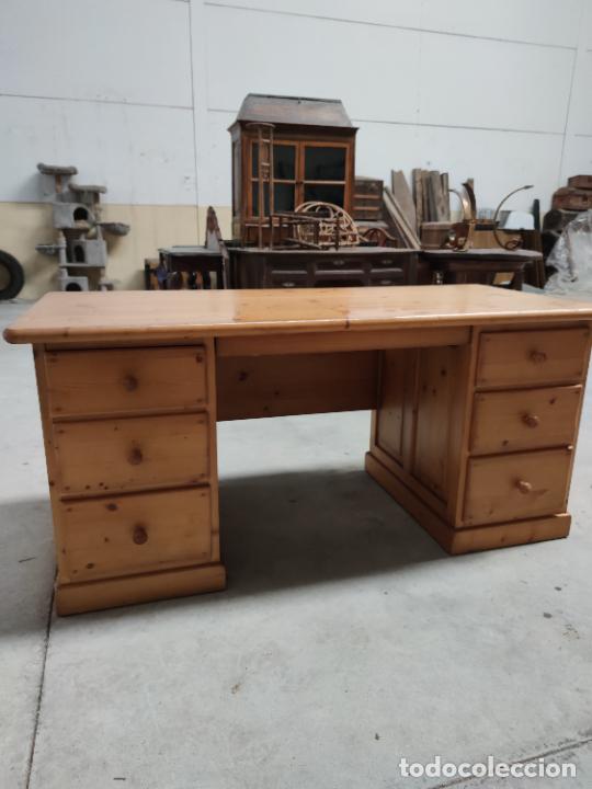 gran escritorio con cajones en madera de pino m - Comprar artigos em segunda  mão para casa e decoração no todocoleccion