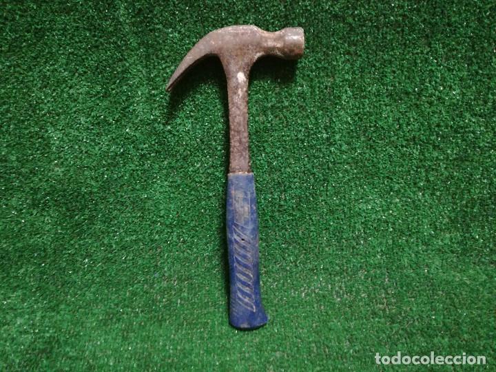 Segunda mano: MARTILLO SACACLAVOS - PESO 1060g - HERRAMIENTA - Foto 2