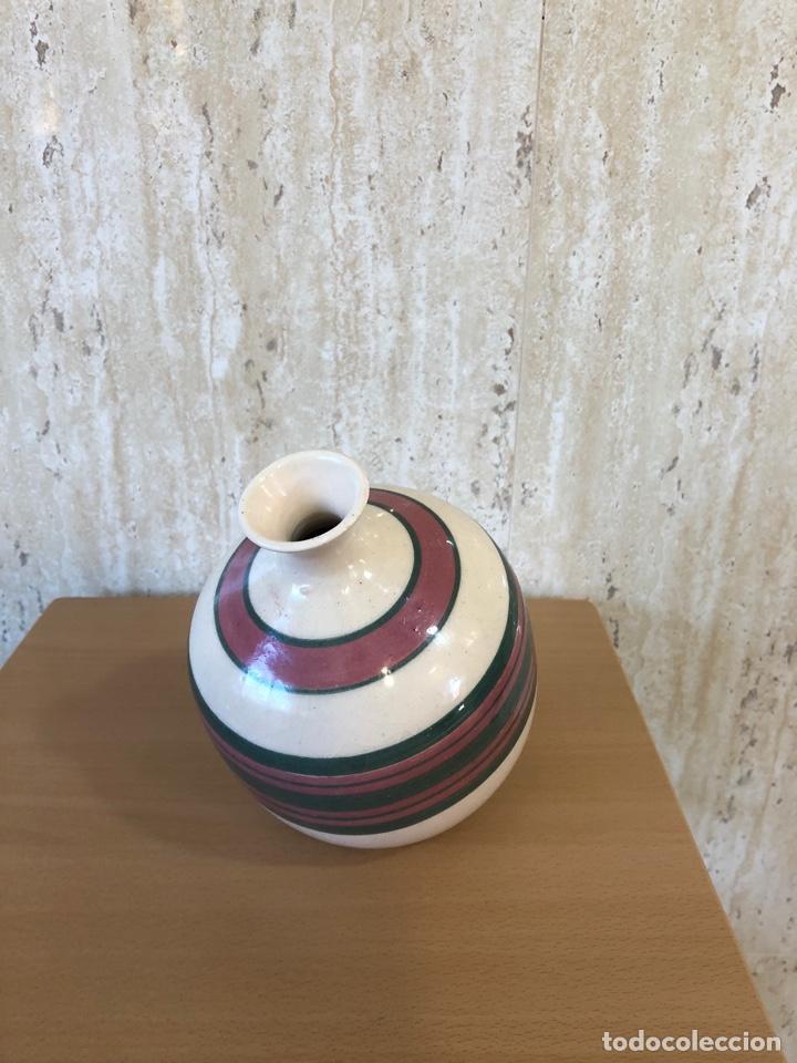 Segunda mano: Peque&ntilde;o jarr&oacute;n de artesan&iacute;a. - Foto 3