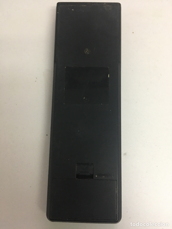 Segunda mano: ANTIGUO MANDO A DISTANCIA SHARP TV VCR TEXT - Foto 2