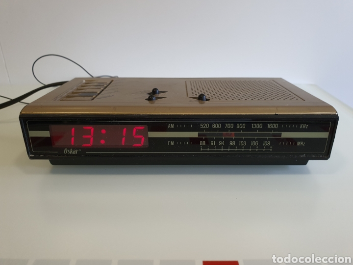 Segunda mano: Radio despertador Oskar - Foto 2