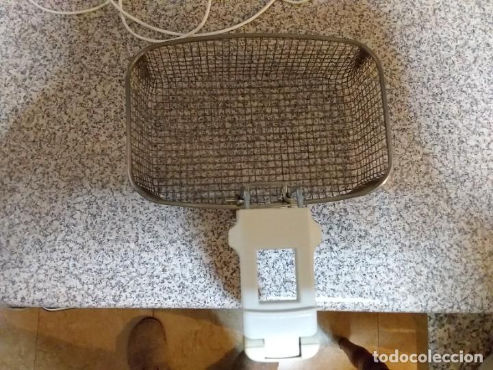 Segunda mano: Freidora electrica DeLonghi - Foto 4