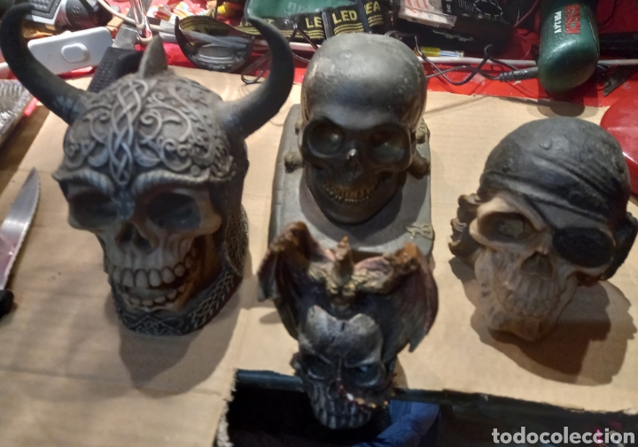 Segunda mano: Calaveras 5 unidades - Foto 1