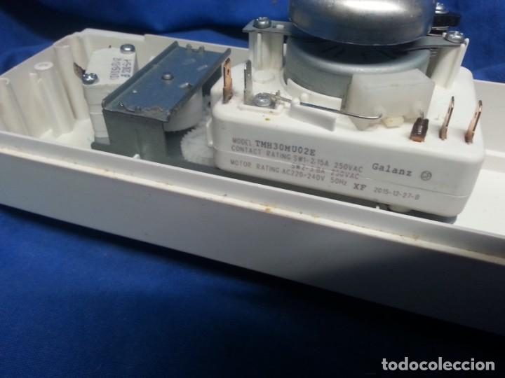 Segunda mano: MANDOS DEL MICROONDAS ORBEGOZO - Foto 2