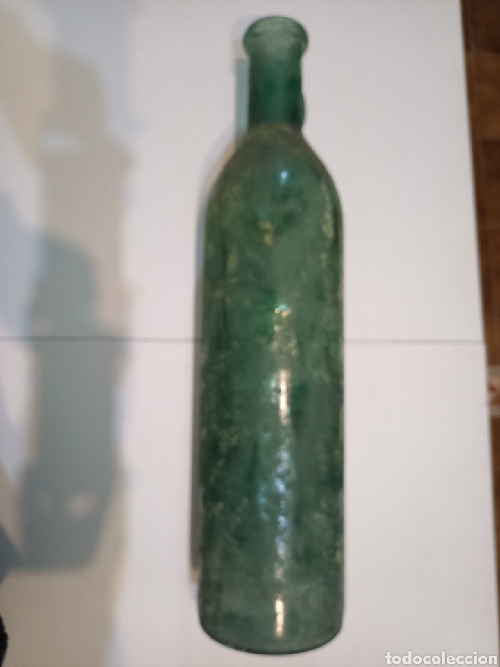 Segunda mano: Botella jarr&oacute;n de cristal 75cm.alta - Foto 1