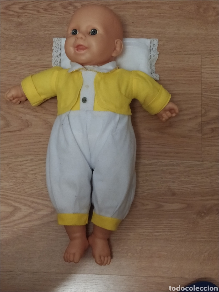 Segunda mano: Mu&ntilde;eco Bebe - Foto 1