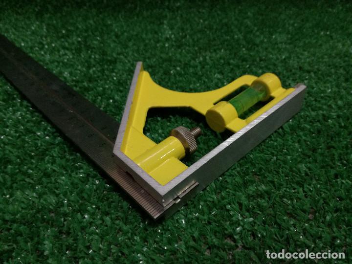 Segunda mano: ESCUADRA AJUSTABLE DE HIERRO Y ALUMINIO CON NIVEL - HERRAMIENTA - Foto 4