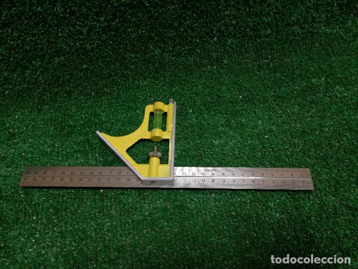 Segunda mano: ESCUADRA AJUSTABLE DE HIERRO Y ALUMINIO CON NIVEL - HERRAMIENTA - Foto 7
