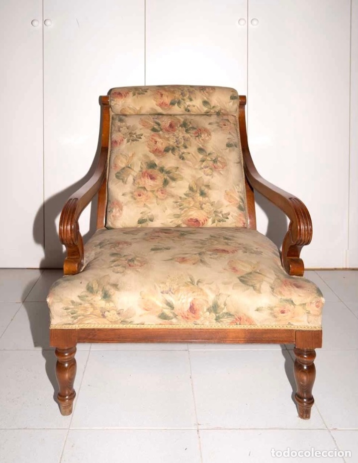 Segunda mano: Sill&oacute;n de madera tapizado - Foto 2