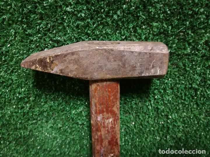 Segunda mano: MARTILLO CARPINTERO - PESO 610g - HERRAMIENTA - Foto 4