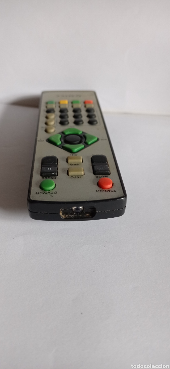 Segunda mano: MANDO A DISTANCIA / PARA TV / MARCA - MTCC - Foto 2